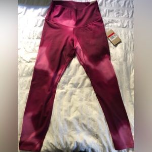 BRAND NEW WITH TAGS NIKE YOGA WOMENS HIGH WAISTED 7/8 GRADIENT DYE LEGGINGS